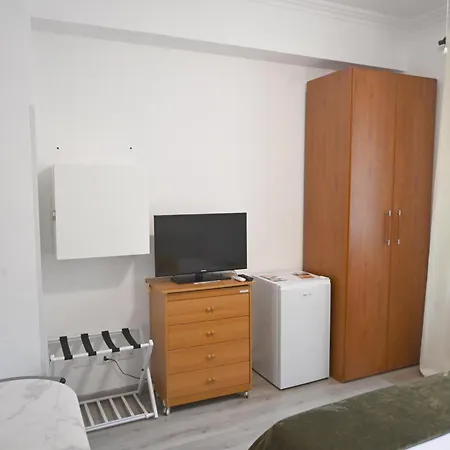 Appia Antica Pensión 4*