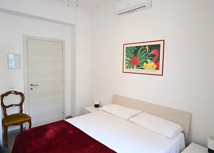 Appia Antica 4* روما